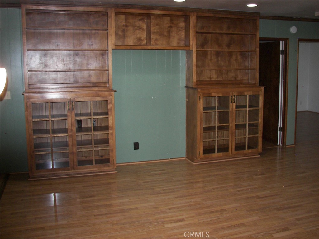22920 Fir Property Photo 8