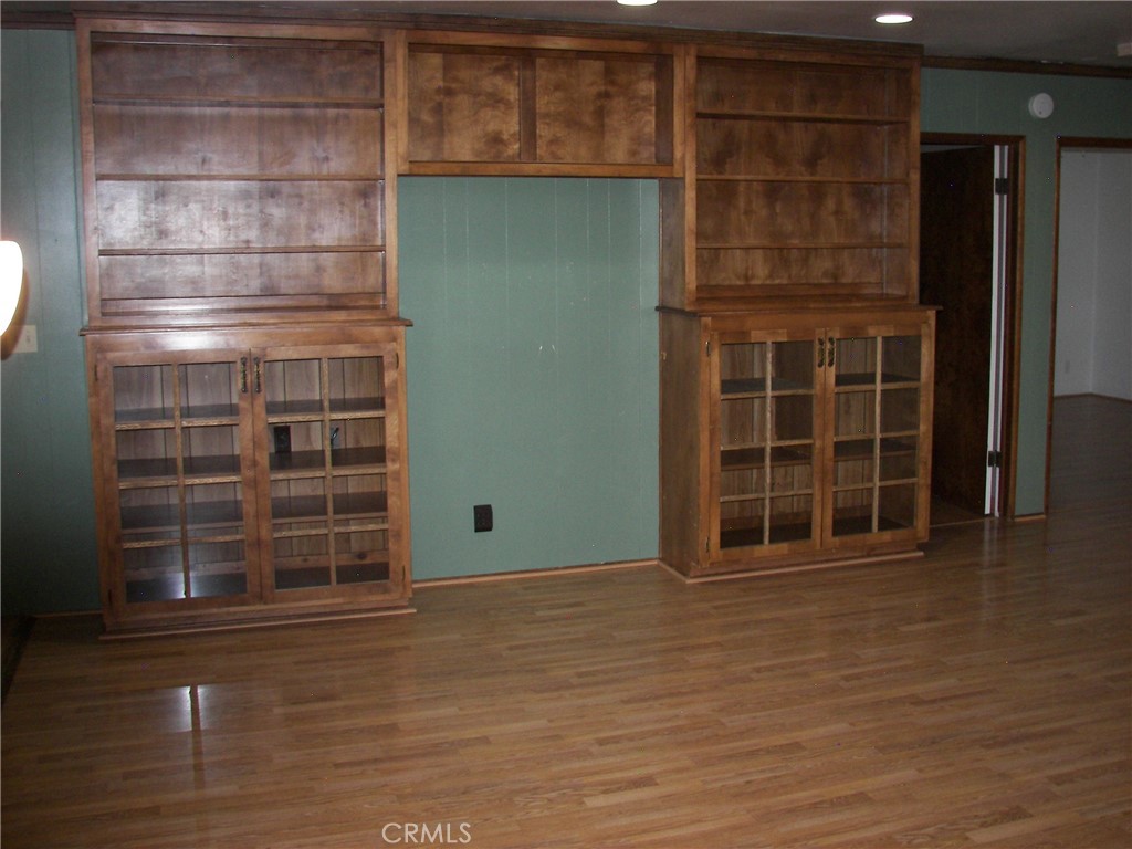 22920 Fir Property Photo 8