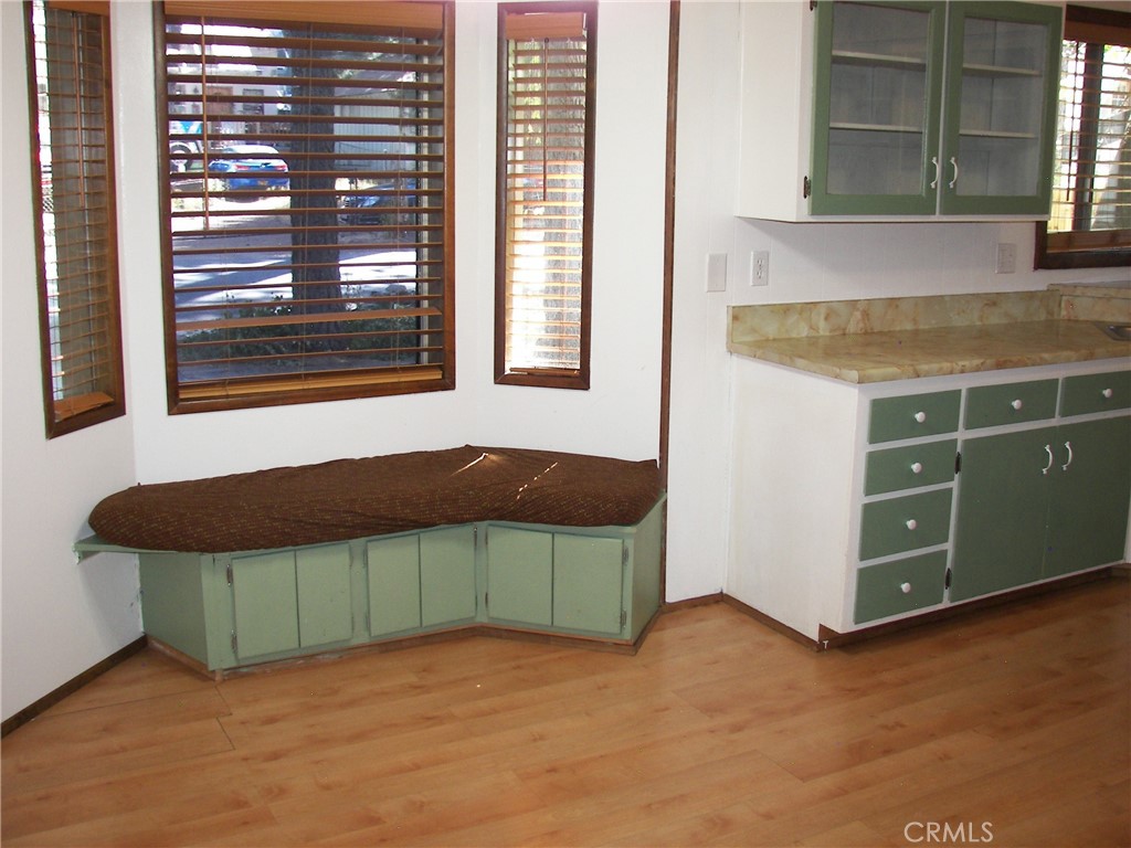 22920 Fir Property Photo 10