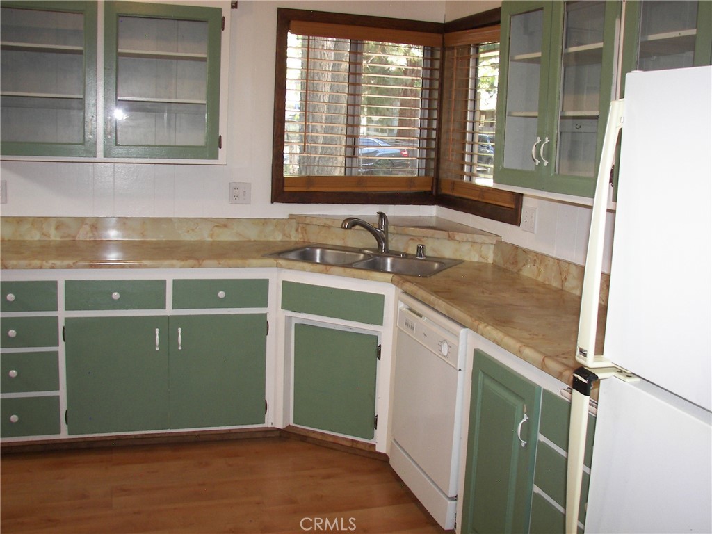 22920 Fir Property Photo 13
