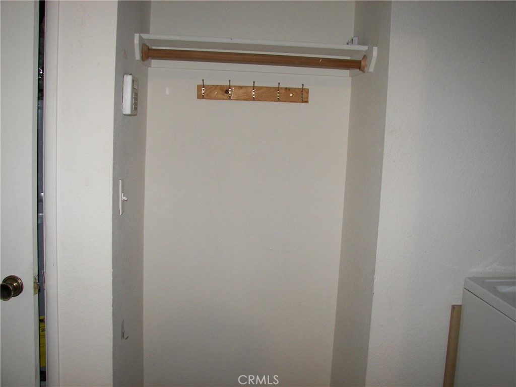 22920 Fir Property Photo 16