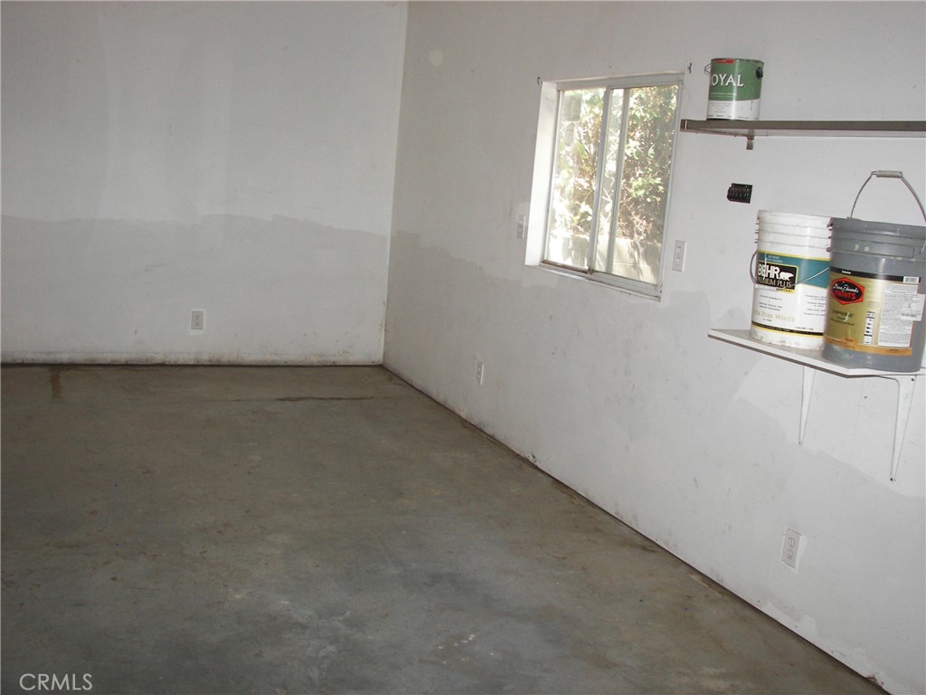 22920 Fir Property Photo 23
