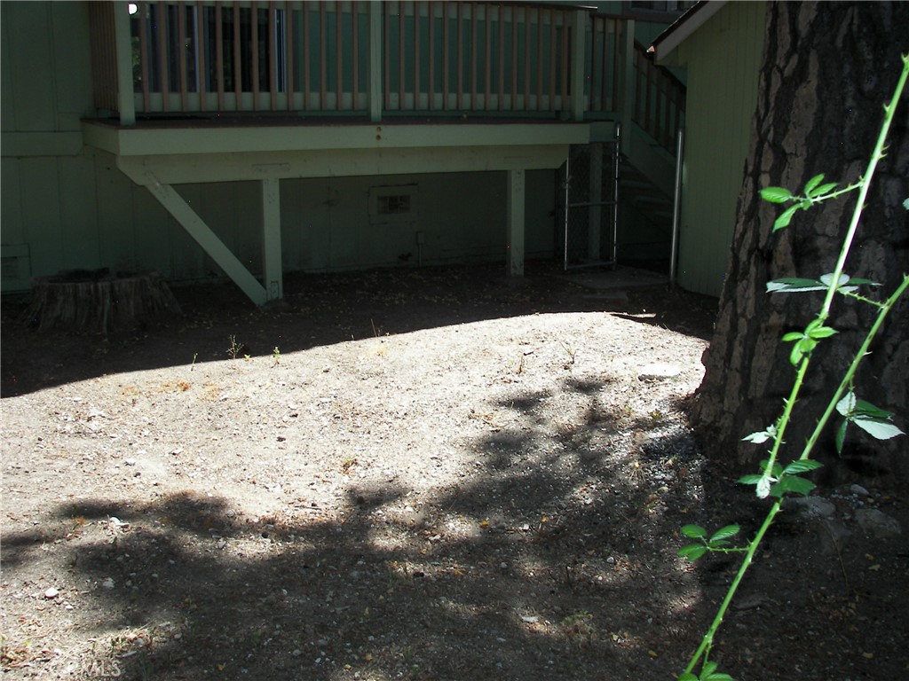 22920 Fir Property Photo 28
