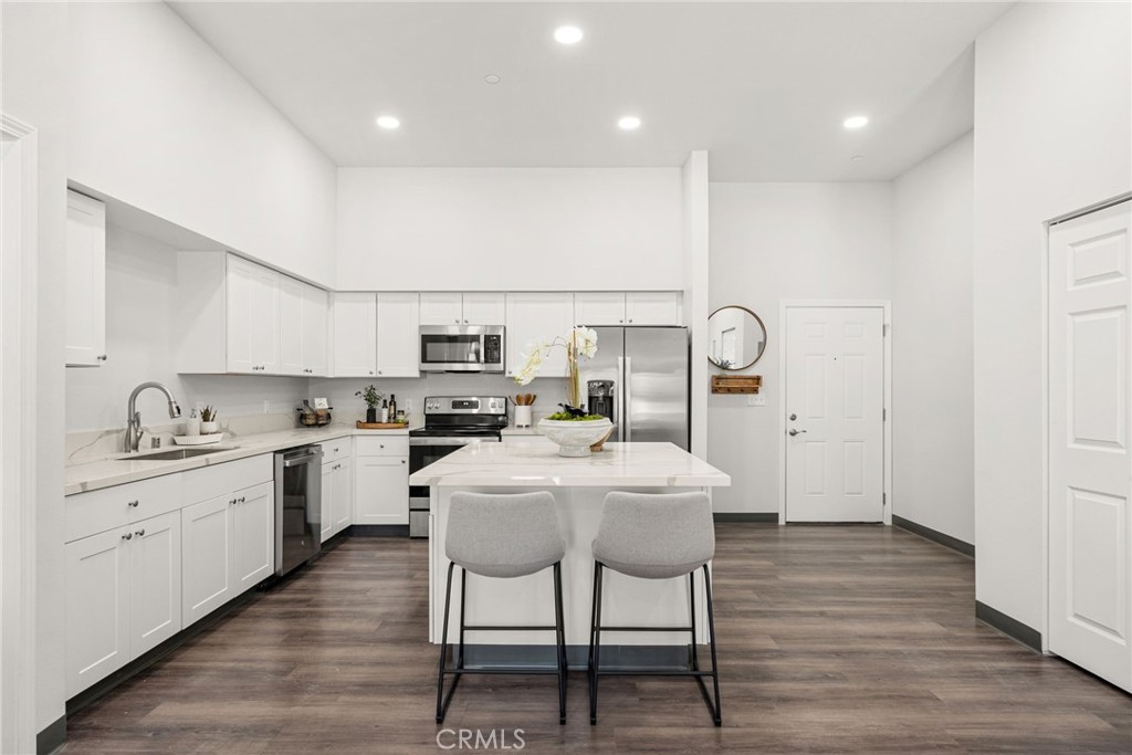 12301 3rd Street Property Photo 4