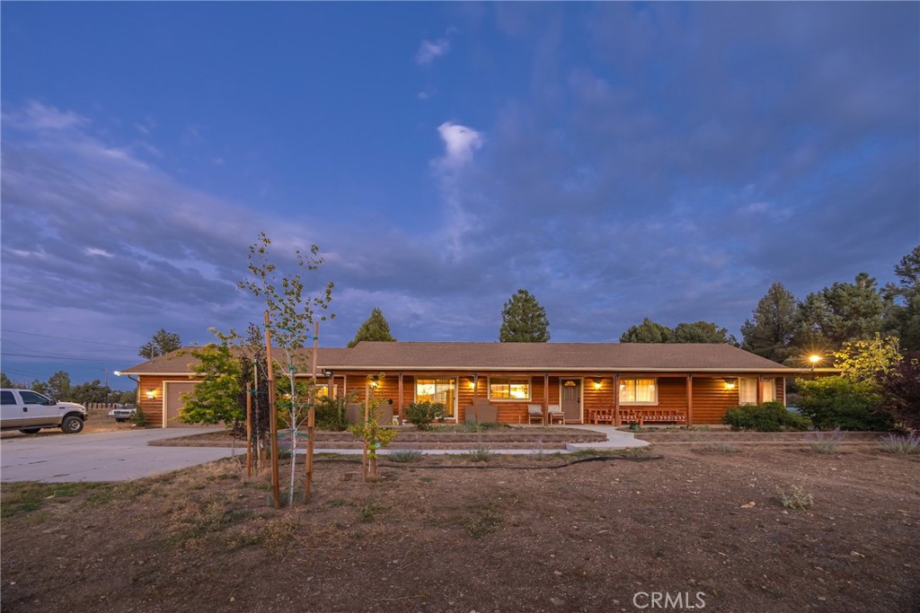 46531 Arastre Property Photo 1