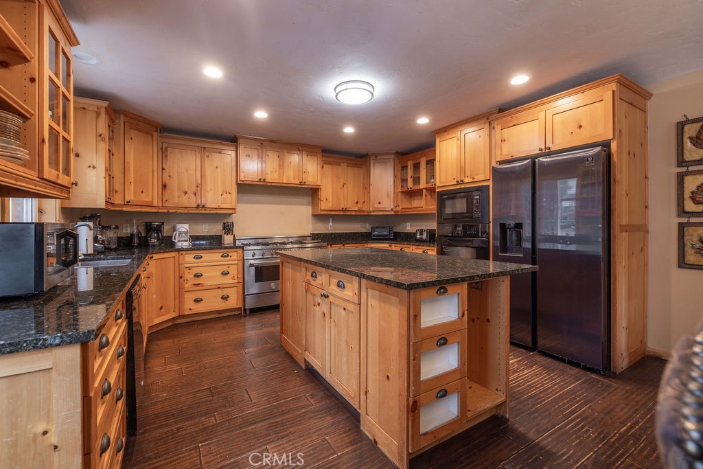 630 Summit Boulevard Property Photo 12