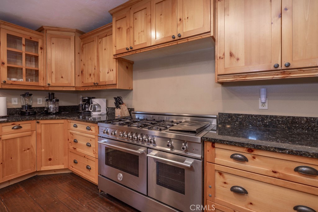 630 Summit Boulevard Property Photo 13