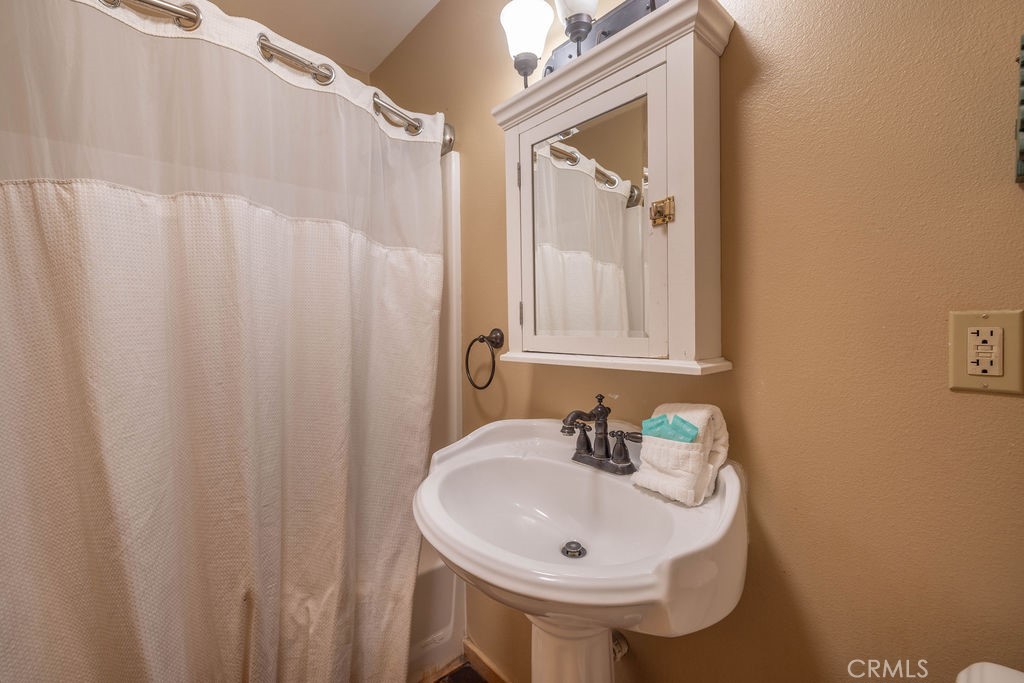 630 Summit Boulevard Property Photo 48