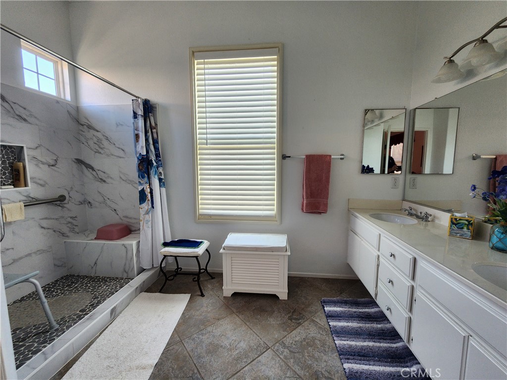 4968 Oakhurst Avenue Property Photo 20