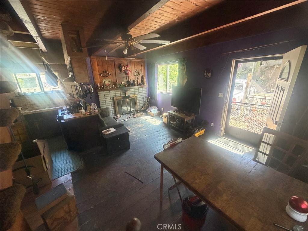 22052 Crest Forest Property Photo 14