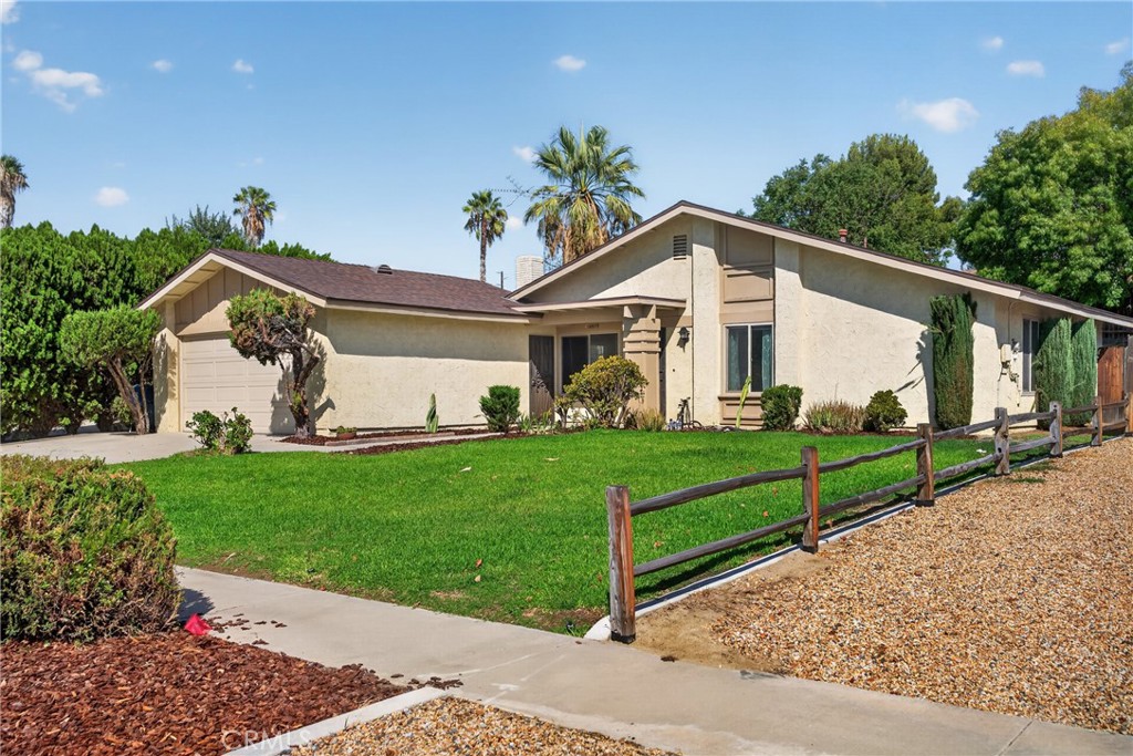 1228 Placer Property Photo 4