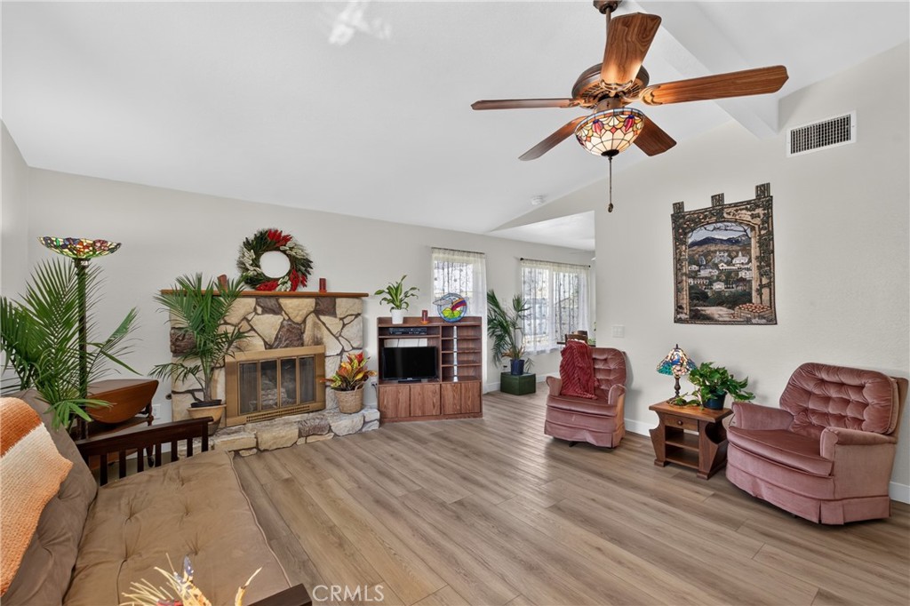1228 Placer Property Photo 8