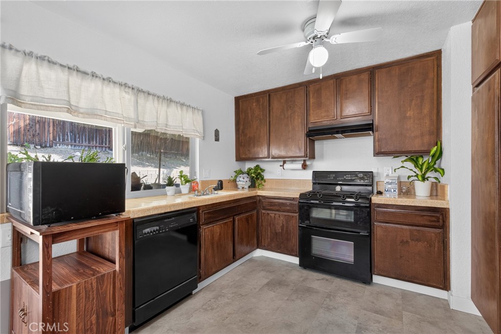 1228 Placer Property Photo 13