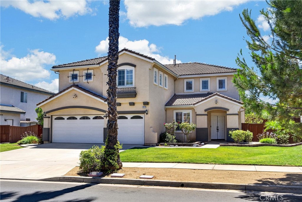 12611 Avocado Way Property Photo 2