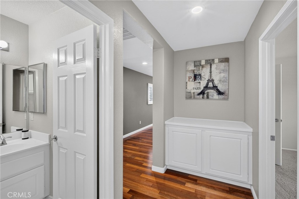12611 Avocado Way Property Photo 34