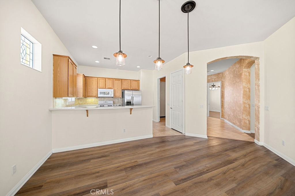 11166 Avonlea Property Photo 8
