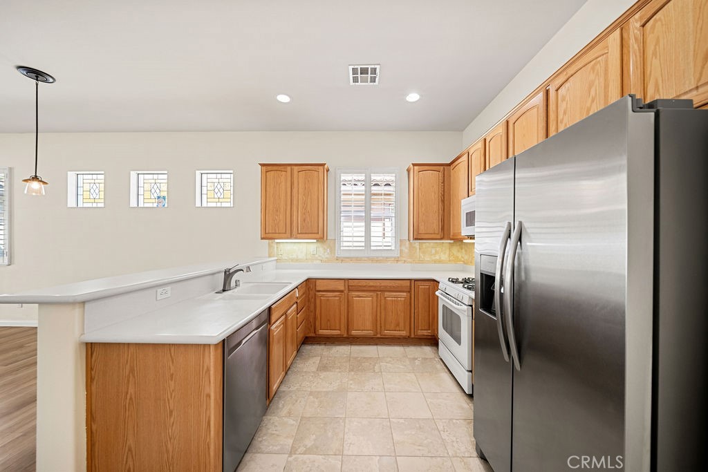 11166 Avonlea Property Photo 9
