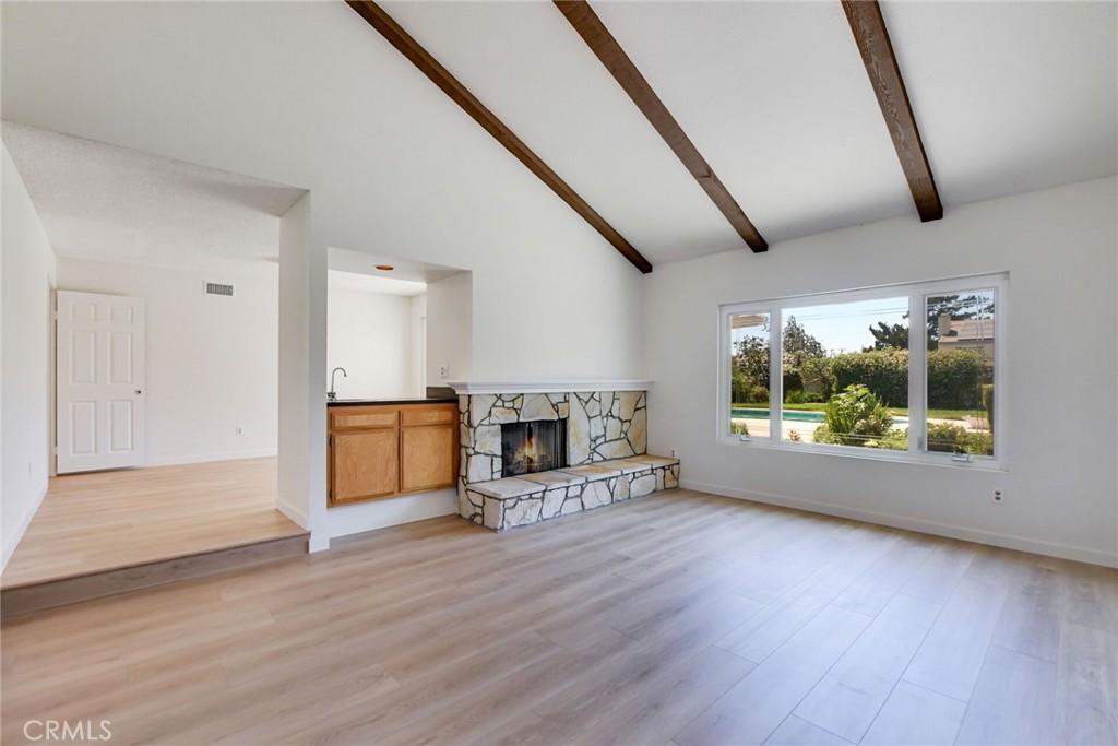 6074 Malachite Avenue Property Photo 8