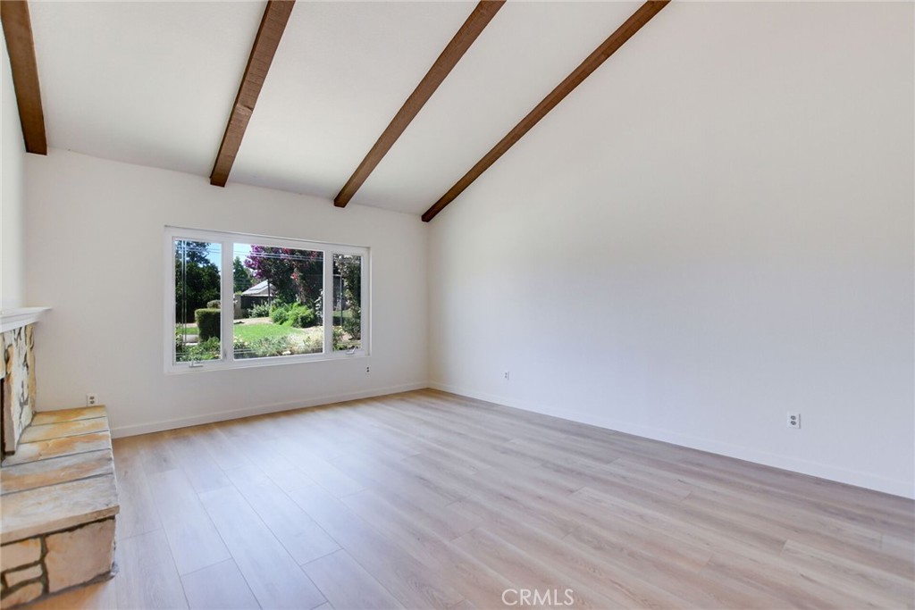 6074 Malachite Avenue Property Photo 9