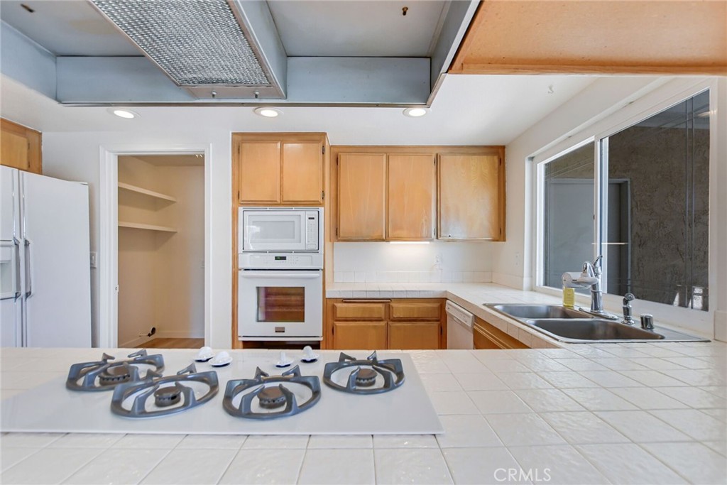 6074 Malachite Avenue Property Photo 23