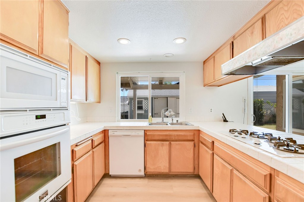 6074 Malachite Avenue Property Photo 24