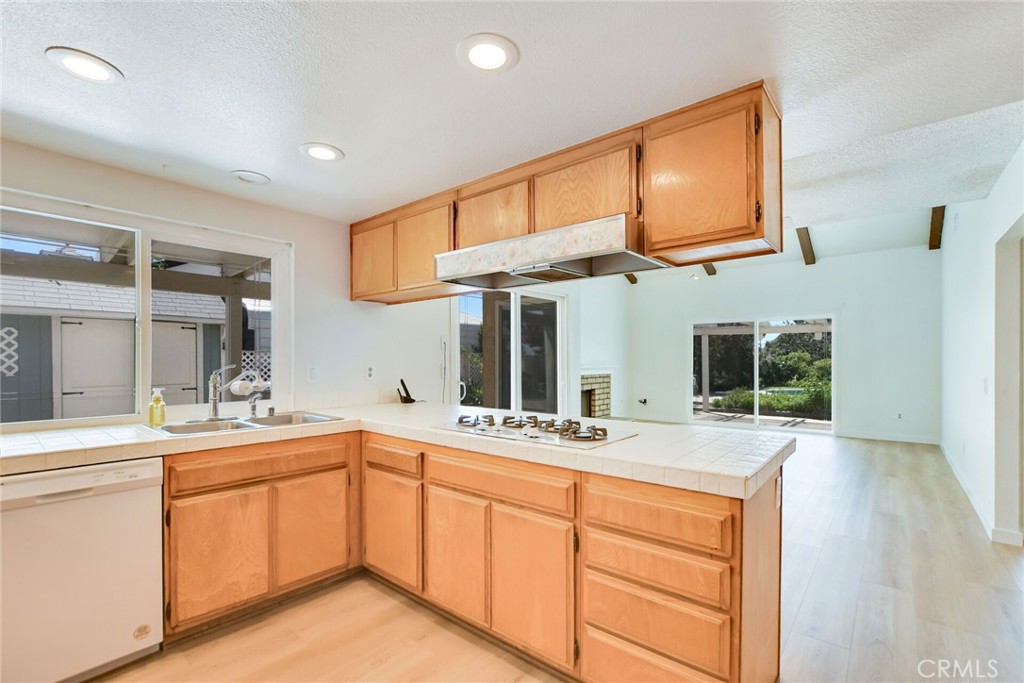 6074 Malachite Avenue Property Photo 25