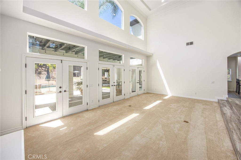 652 Fairway Drive Property Photo 11