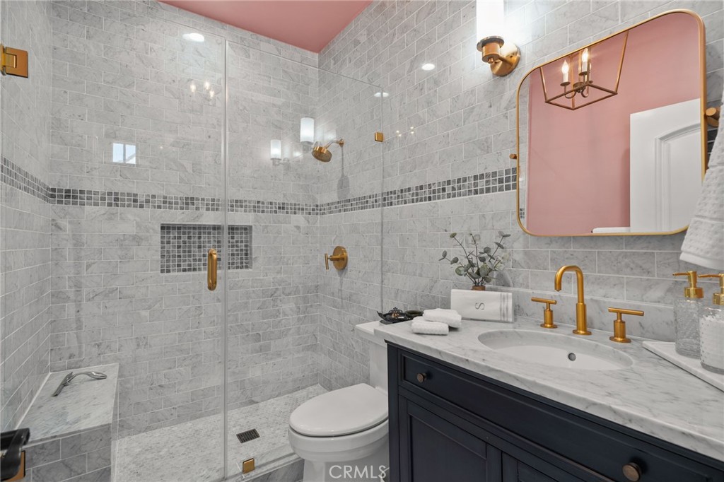 731 W Highland Avenue Property Photo 41