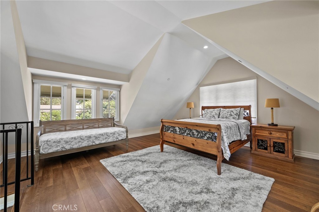 731 W Highland Avenue Property Photo 50