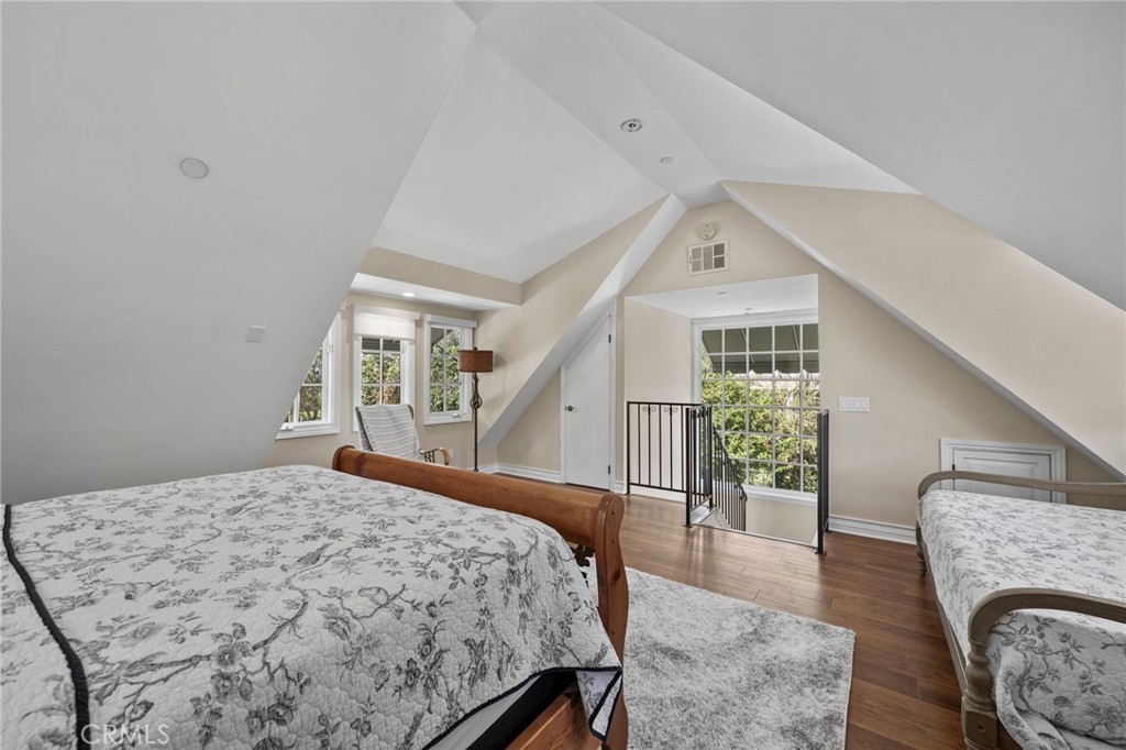 731 W Highland Avenue Property Photo 51