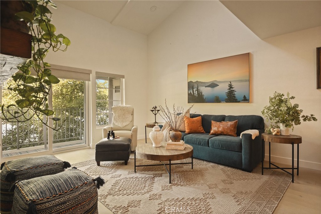366 Lake Resort Property Photo 5