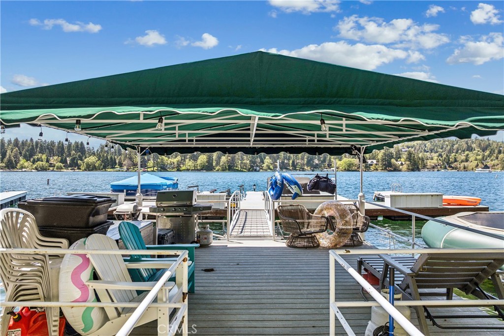 401 N 401 C- Dock Property Photo 2