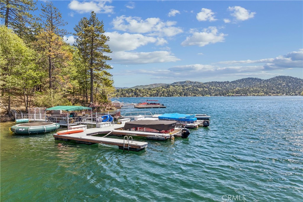 401 N 401 C- Dock Property Photo 7