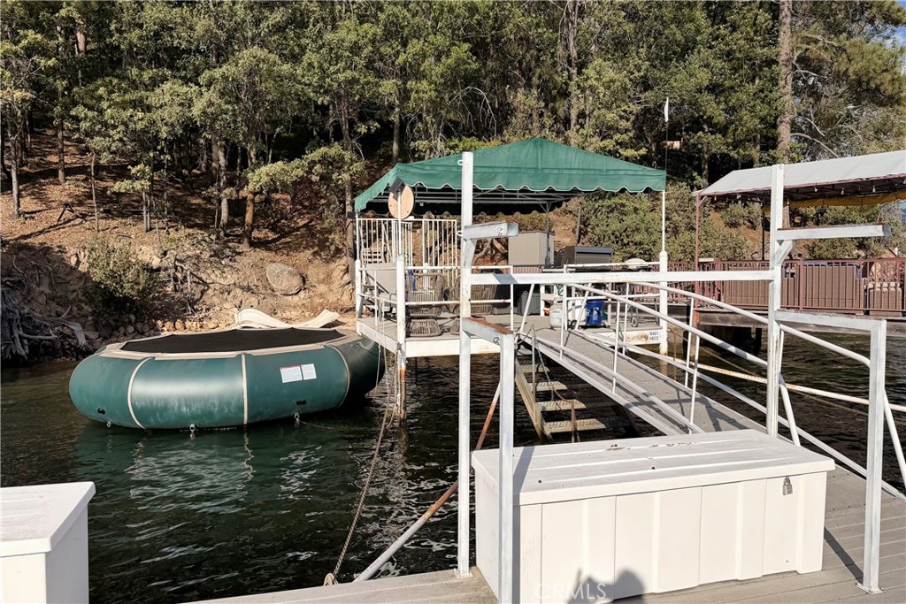 401 N 401 C- Dock Property Photo 9