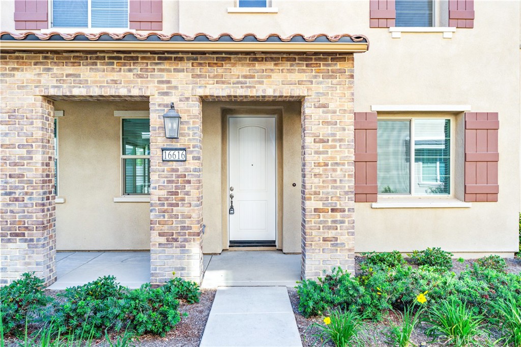 16616 Strategy Property Photo 4