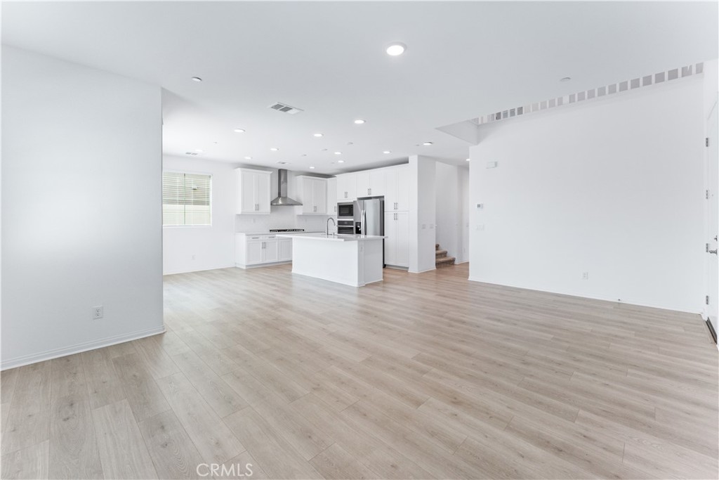16616 Strategy Property Photo 16