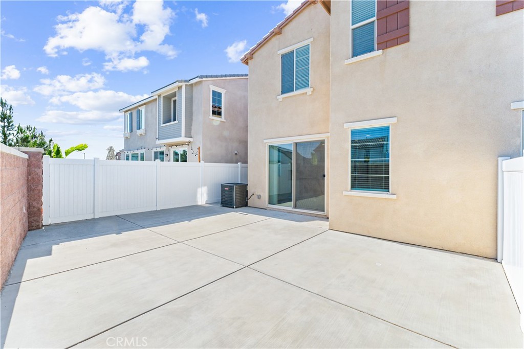 16616 Strategy Property Photo 21
