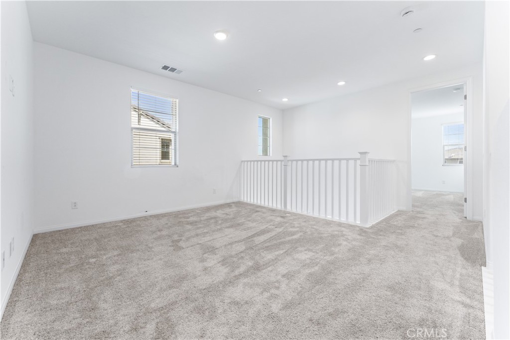 16616 Strategy Property Photo 24