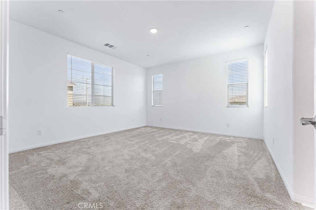 16616 Strategy Property Photo 26