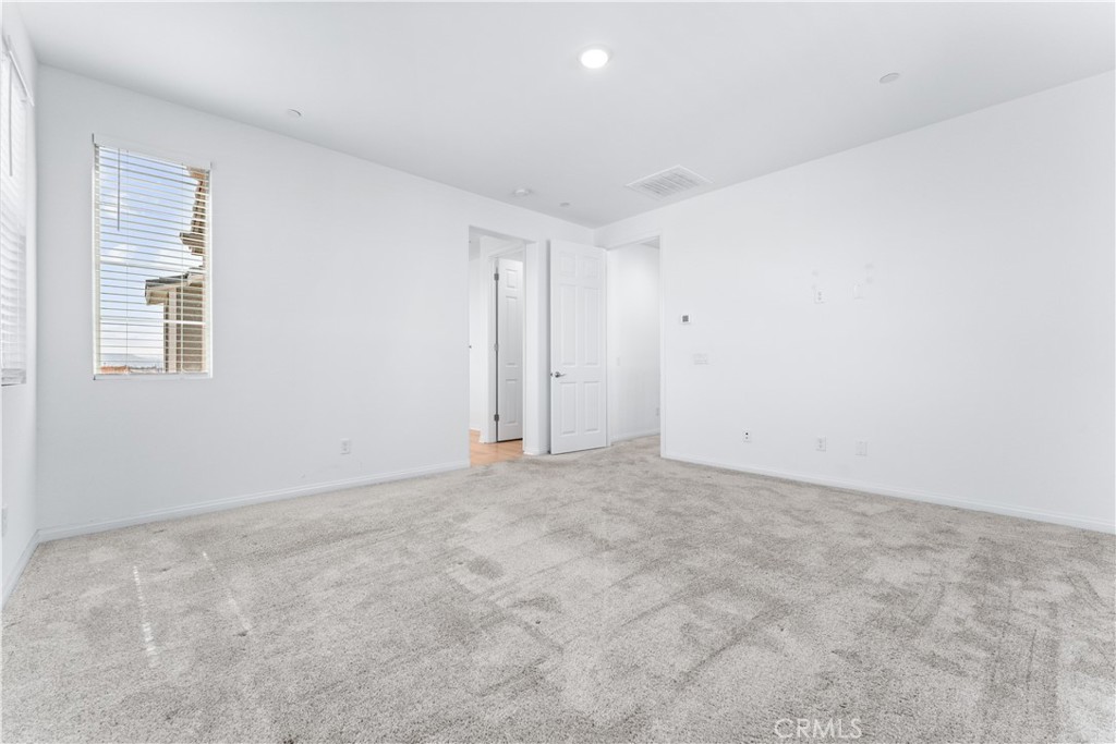 16616 Strategy Property Photo 27
