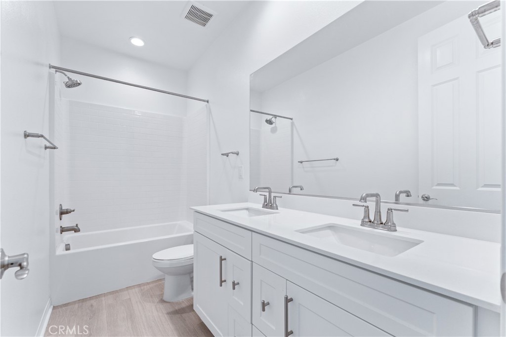 16616 Strategy Property Photo 30