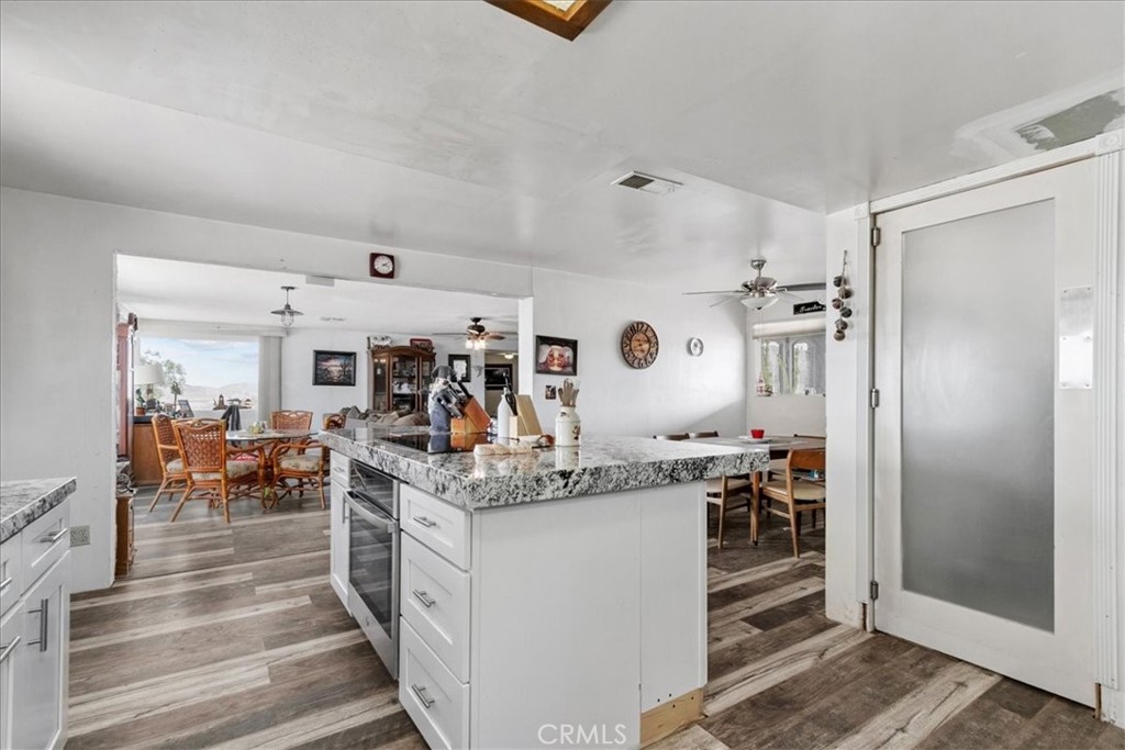 55576 Valley View Road Property Photo 12