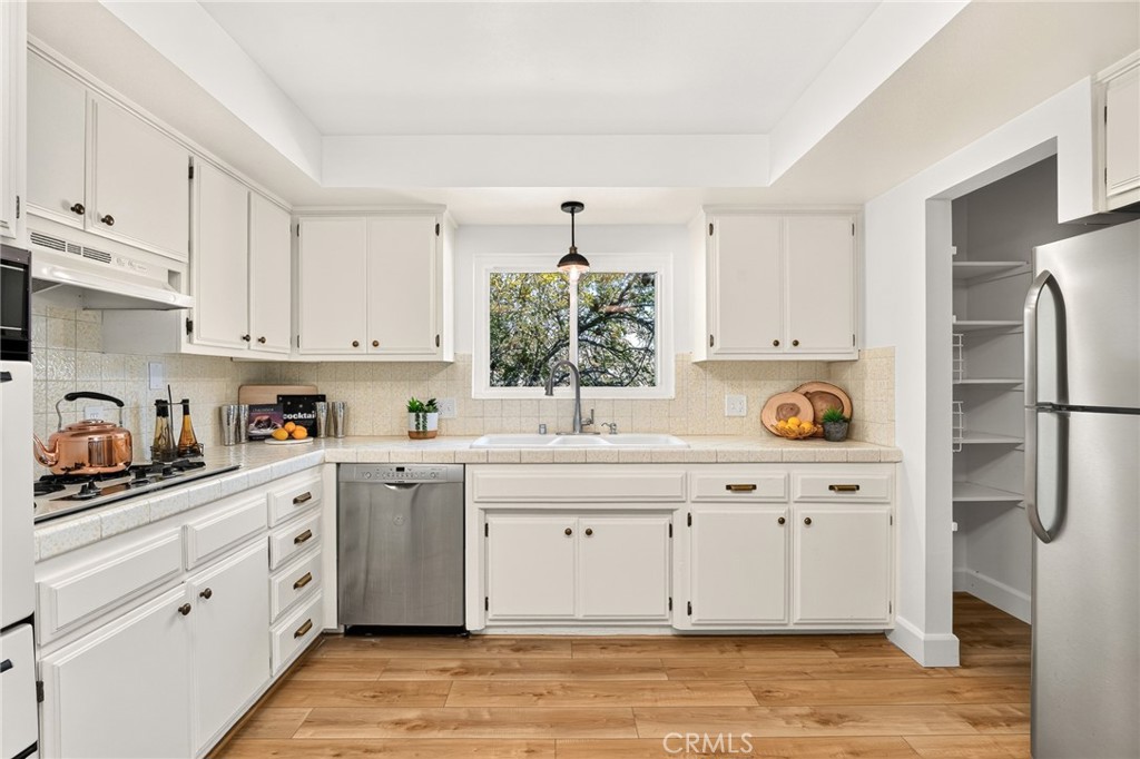 302 S San Mateo Street Property Photo 11