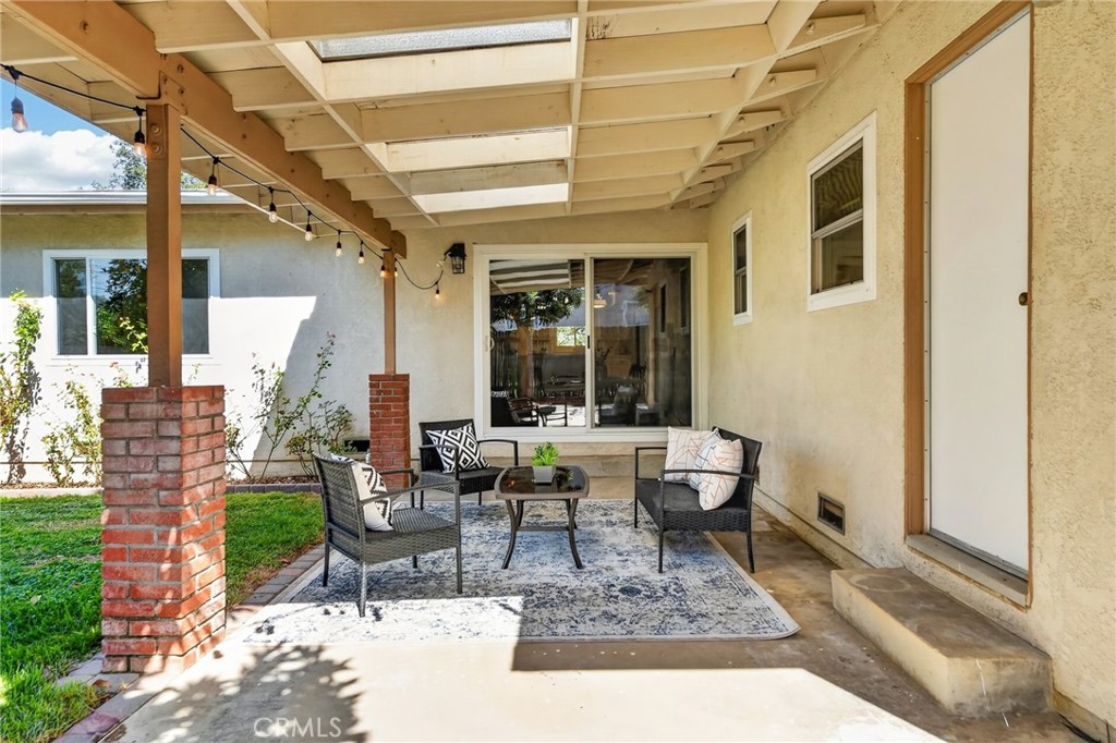 302 S San Mateo Street Property Photo 34