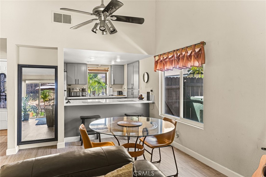 8584 Sandalwood Court Property Photo 15