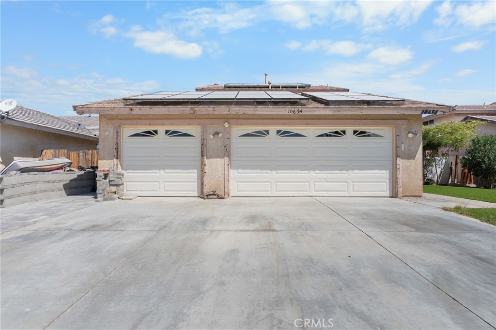 10654 Alton Place Property Photo 8