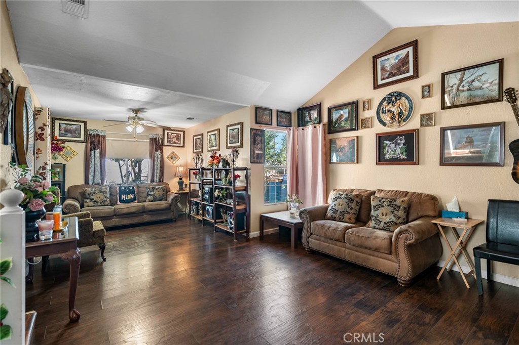 10654 Alton Place Property Photo 14