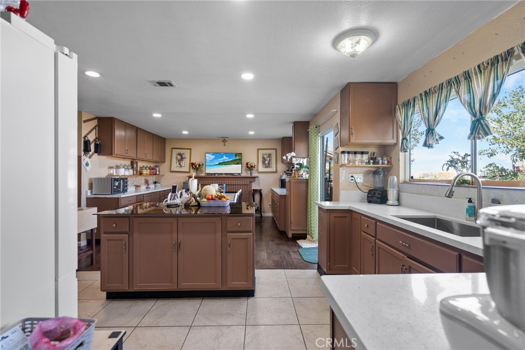 10654 Alton Place Property Photo 17