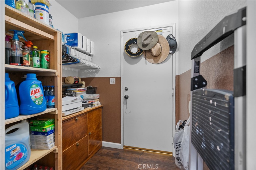 10654 Alton Place Property Photo 33