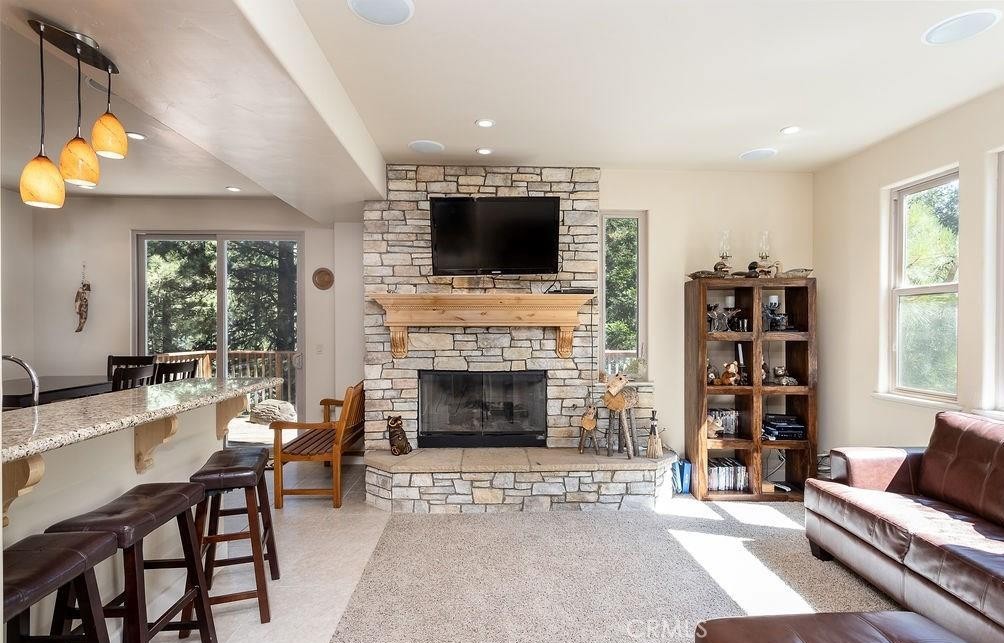1157 Scenic Property Photo 4